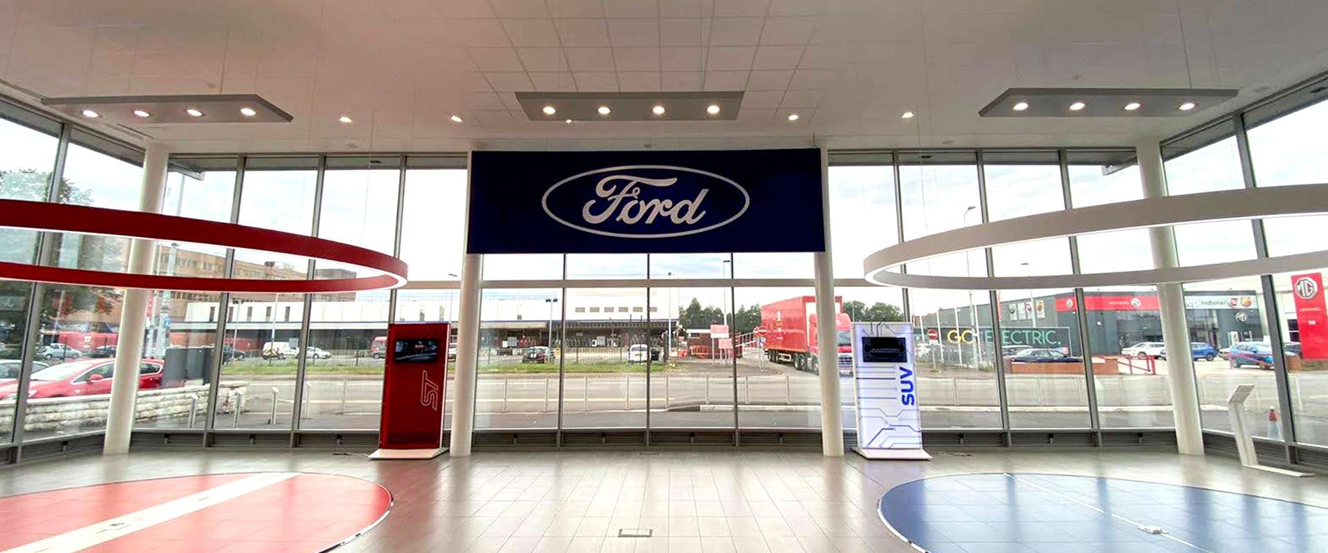 ford-signage-slider